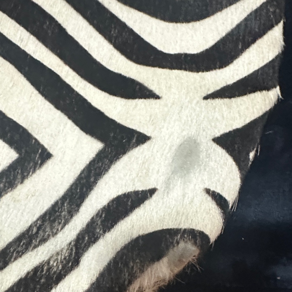 Mauricio Taiuti  genuine leather Zebra Print (calf) Women's Bag with Red Accents - Picture 2 of 10